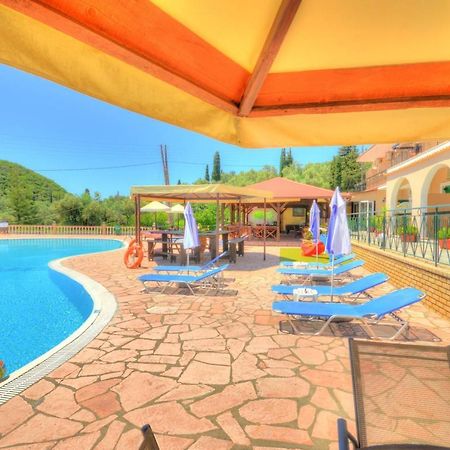 Mermaid Pool Studios And Bar Palaiokastritsa Esterno foto