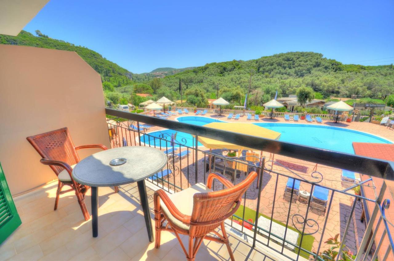 Mermaid Pool Studios And Bar Palaiokastritsa Esterno foto