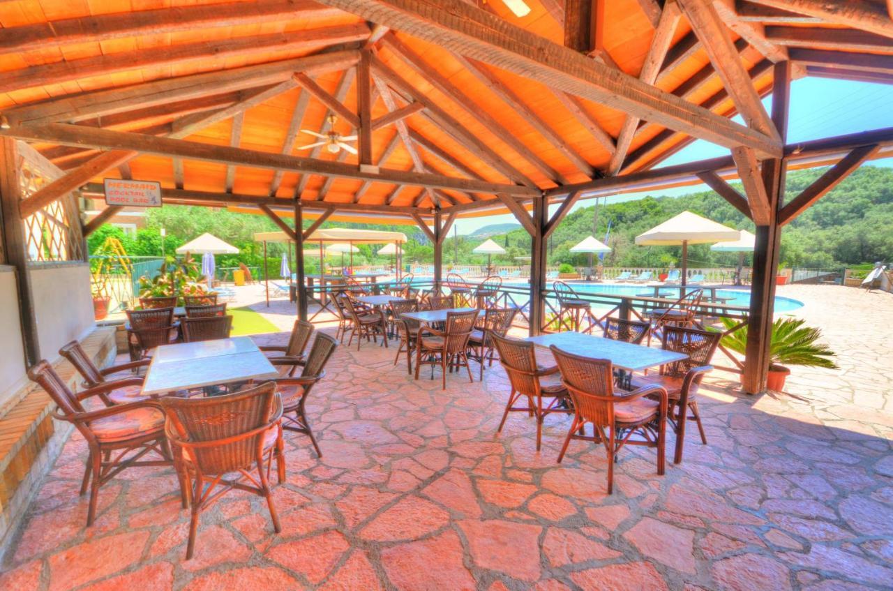 Mermaid Pool Studios And Bar Palaiokastritsa Esterno foto